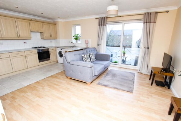 Lakeside Boulevard, Doncaster