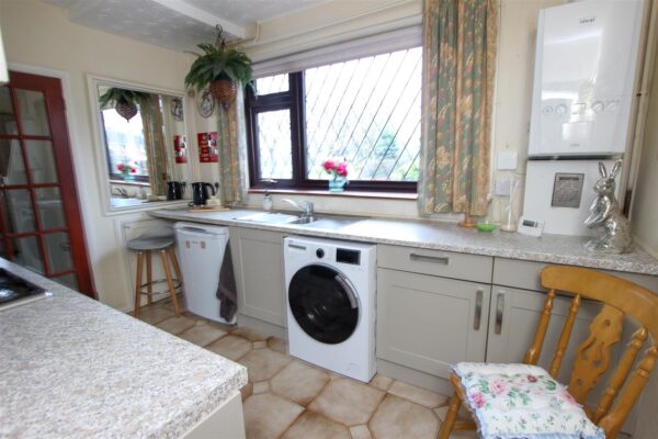 Lonsdale Avenue, Intake, Doncaster