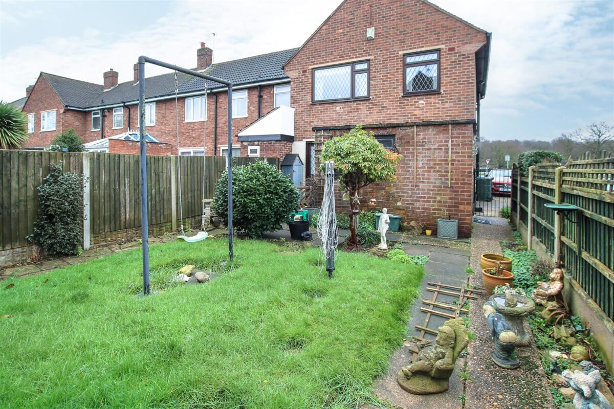 Lonsdale Avenue, Intake, Doncaster