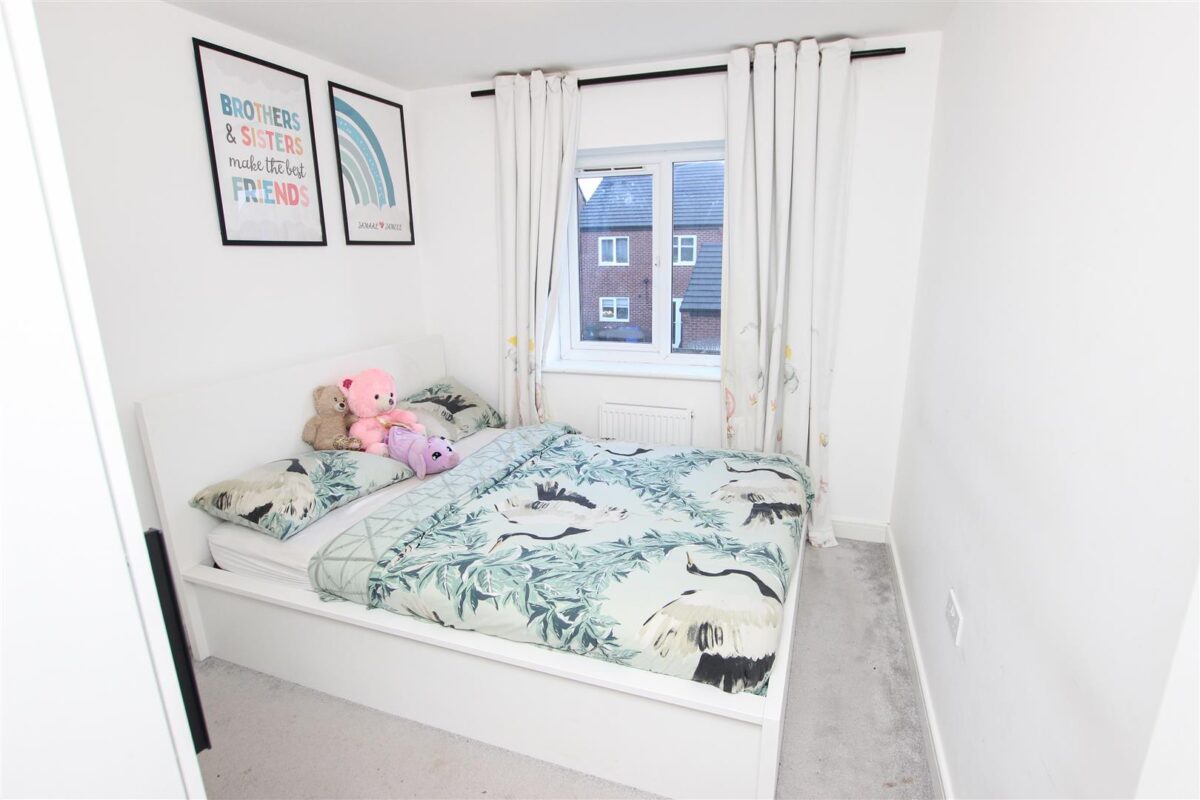 Midford Drive, Doncaster