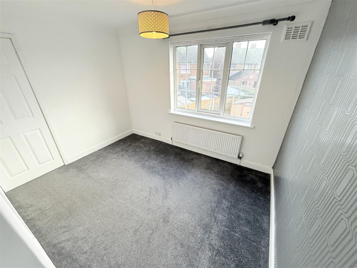 7 Laburnum Drive, Armthorpe