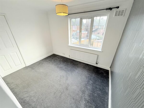 7 Laburnum Drive, Armthorpe