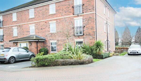 Rosso Close, Doncaster