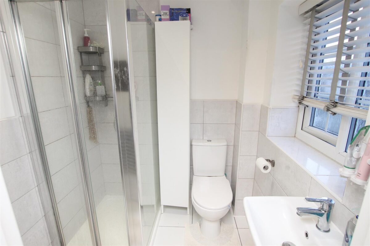 Midford Drive, Doncaster