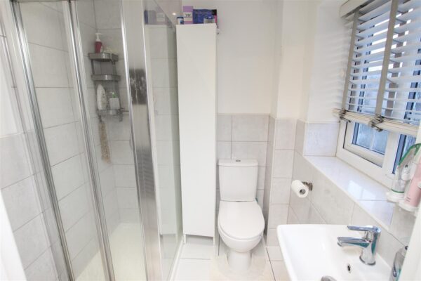 Midford Drive, Doncaster