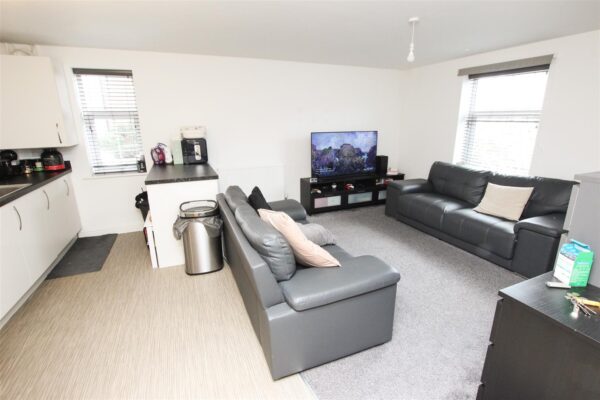 Rosso Close, Doncaster