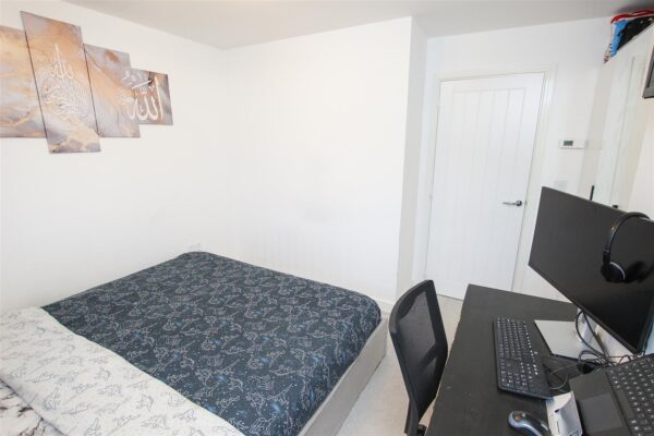 Midford Drive, Doncaster