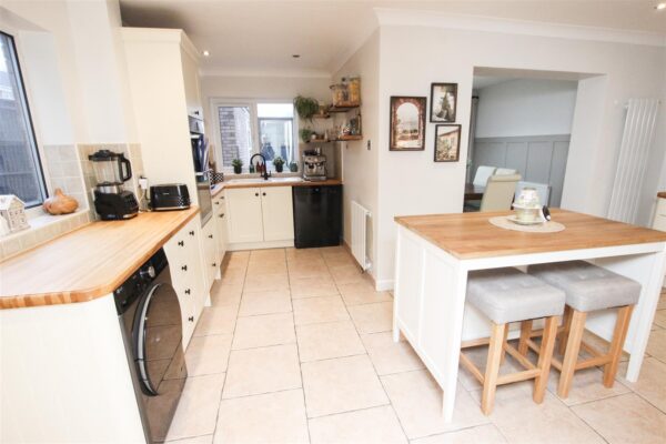 Bretby Close, Doncaster