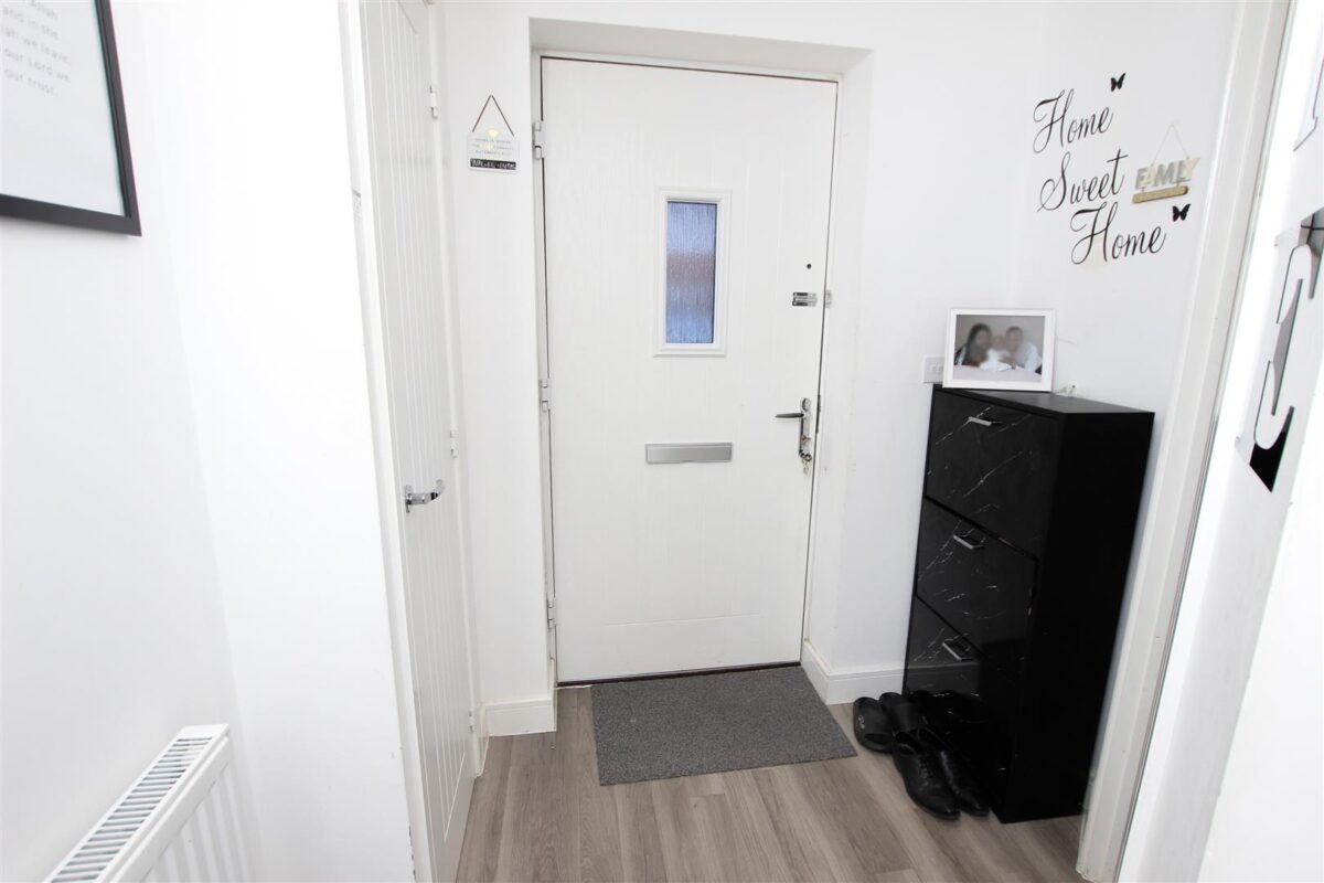 Midford Drive, Doncaster