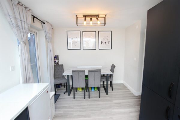 Midford Drive, Doncaster