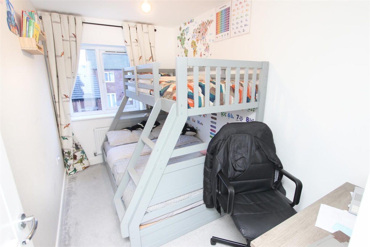 Midford Drive, Doncaster