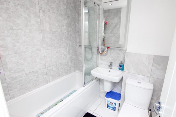 Midford Drive, Doncaster