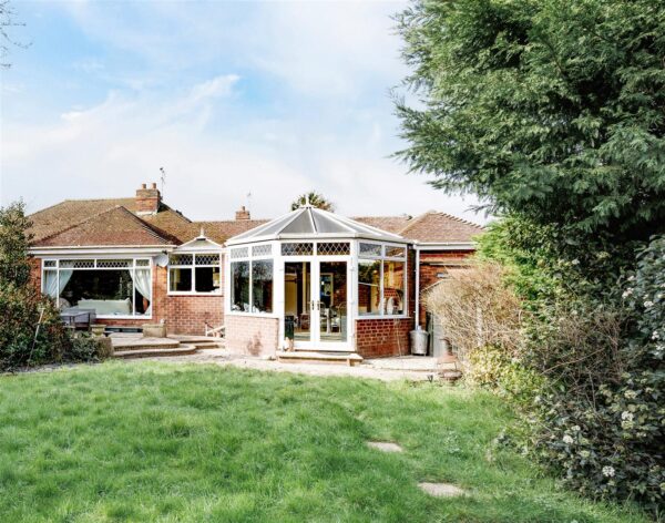 Lindley Road, Finningley, Doncaster