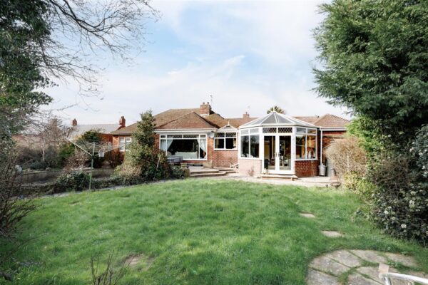 Lindley Road, Finningley, Doncaster