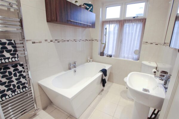 Rose Hill Rise, Bessacarr, Doncaster