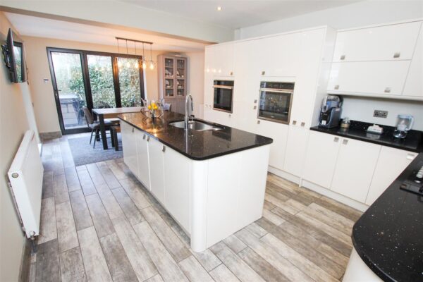 Rose Hill Rise, Bessacarr, Doncaster