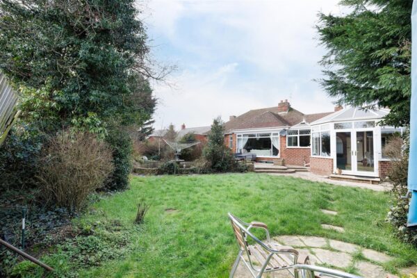 Lindley Road, Finningley, Doncaster