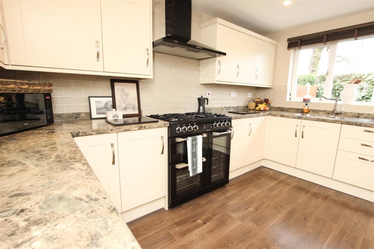 Brander Close, Woodfield Plantation, Doncaster