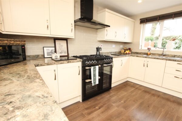 Brander Close, Woodfield Plantation, Doncaster