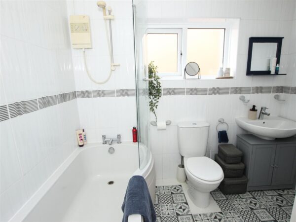 Aviemore Road, Doncaster