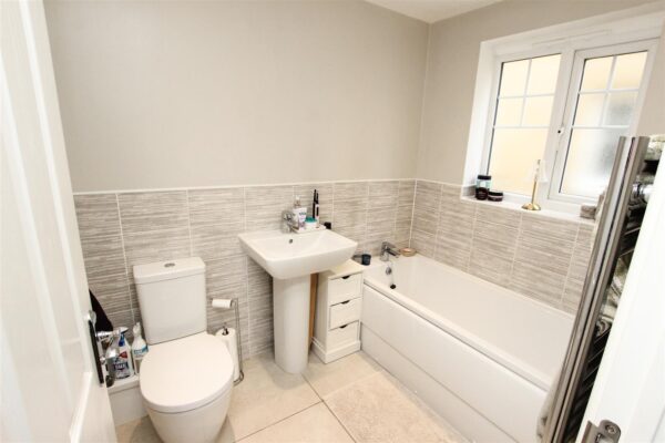 Fillies Avenue, Bessacarr, Doncaster