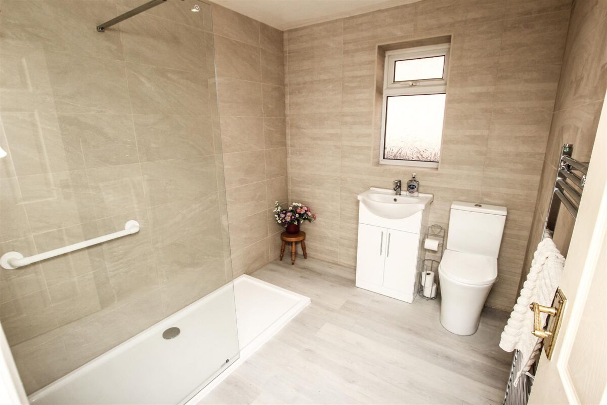 Lyndale Avenue, Doncaster