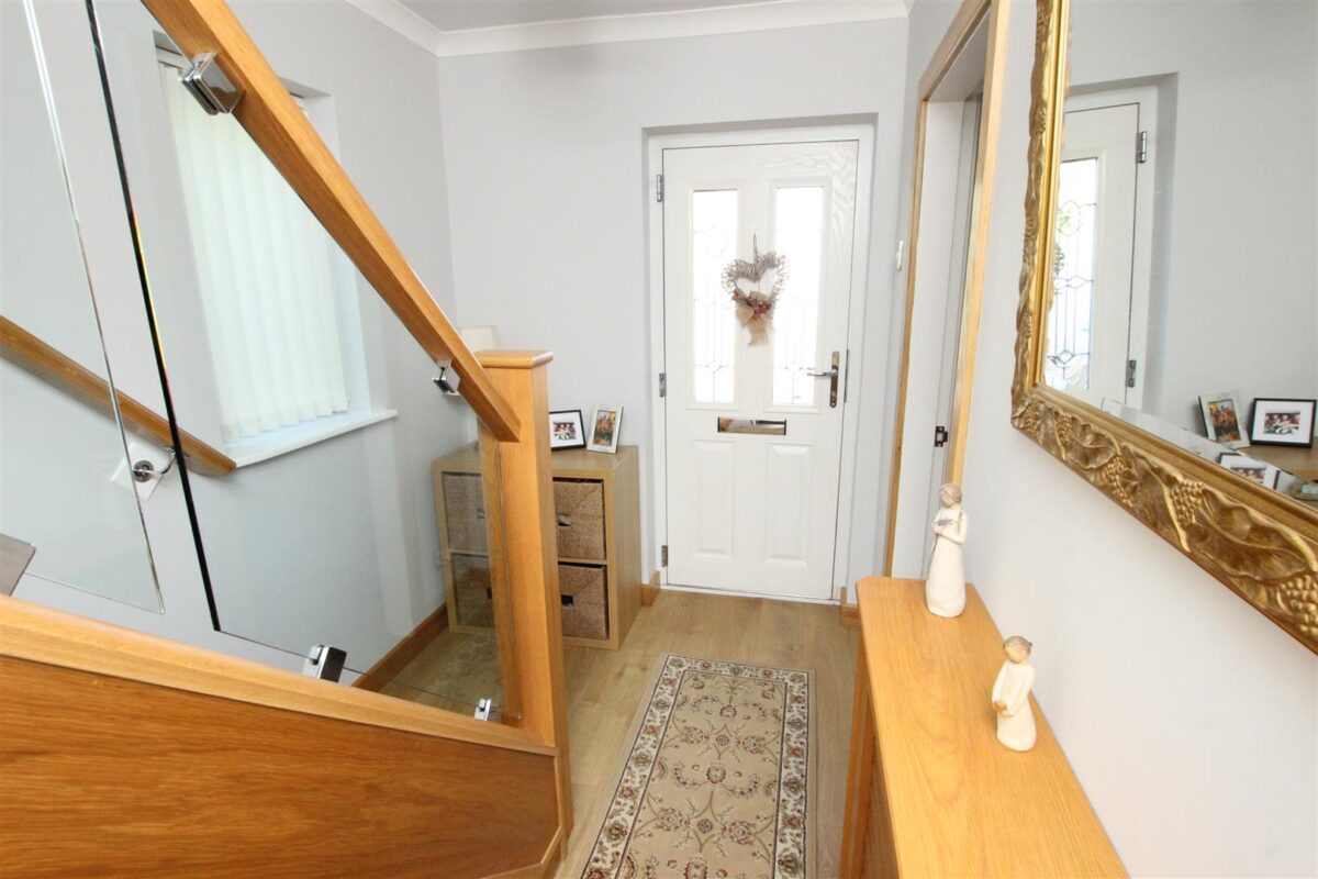 Leinster Avenue, Doncaster