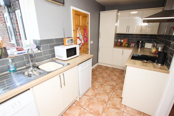 High Street, Wroot, Doncaster