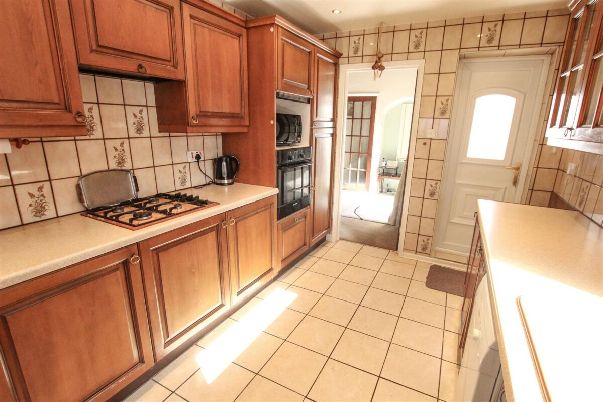 Lyndale Avenue, Doncaster