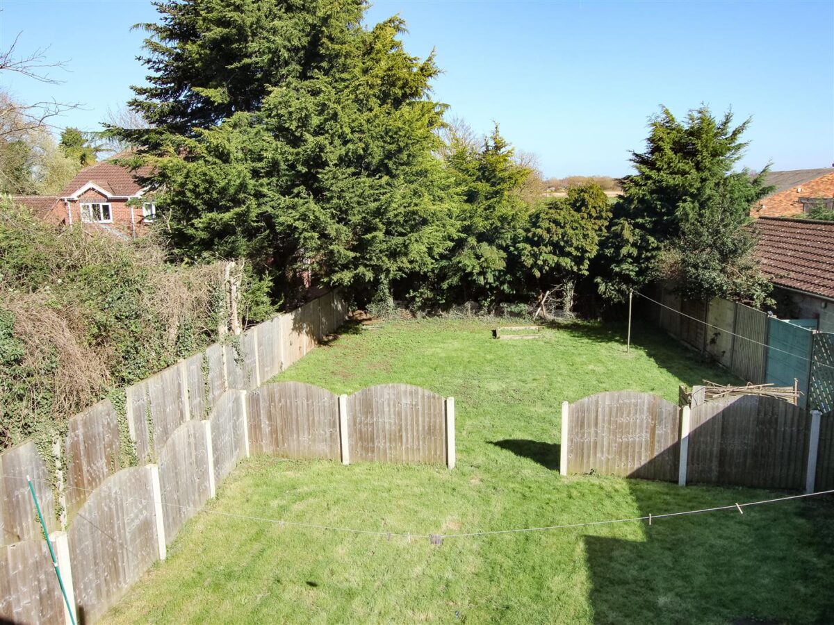 High Street, Wroot, Doncaster