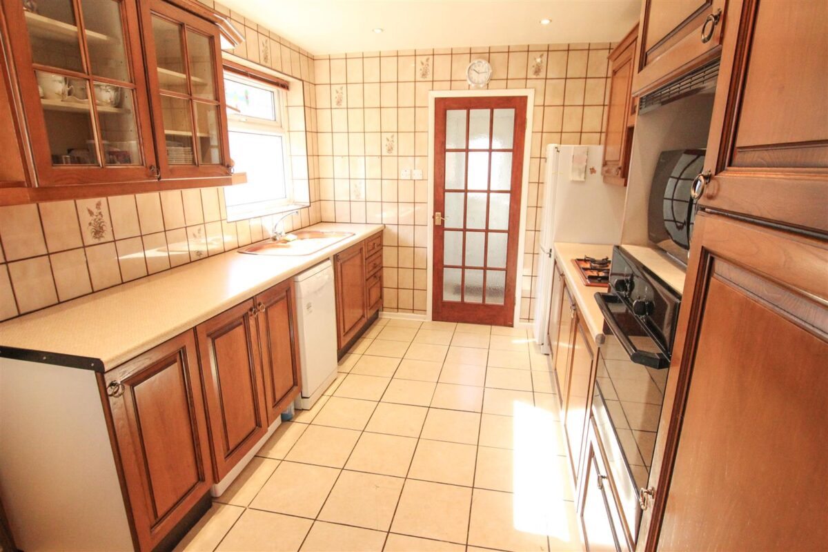 Lyndale Avenue, Doncaster