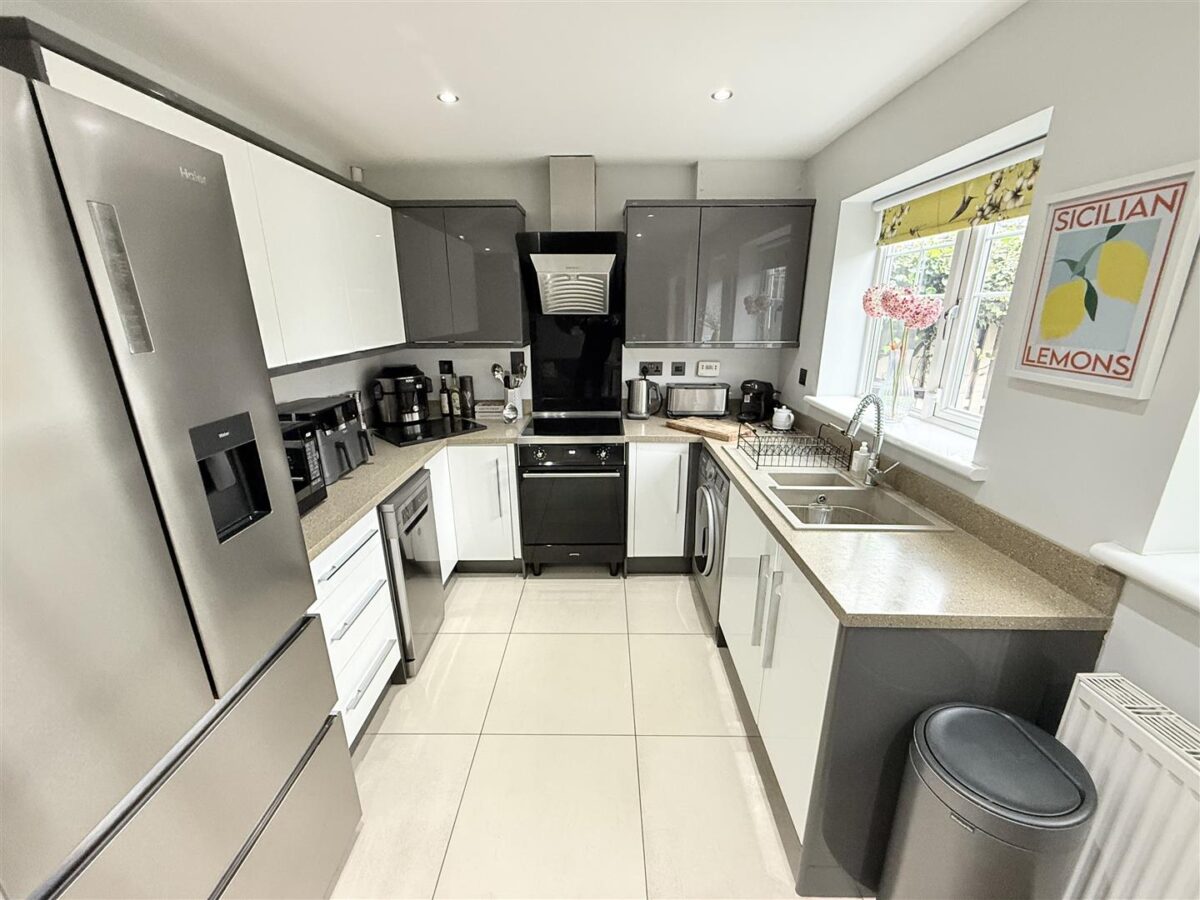 Hayfield Close, Barnby Dun, Doncaster