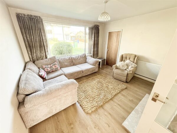 Fern Close, Wheatley Hills, Doncaster