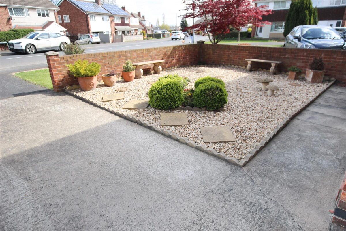 Lutterworth Drive, Adwick-Le-Street, Doncaster