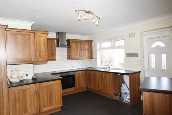 Daw Lane, Bentley, Doncaster