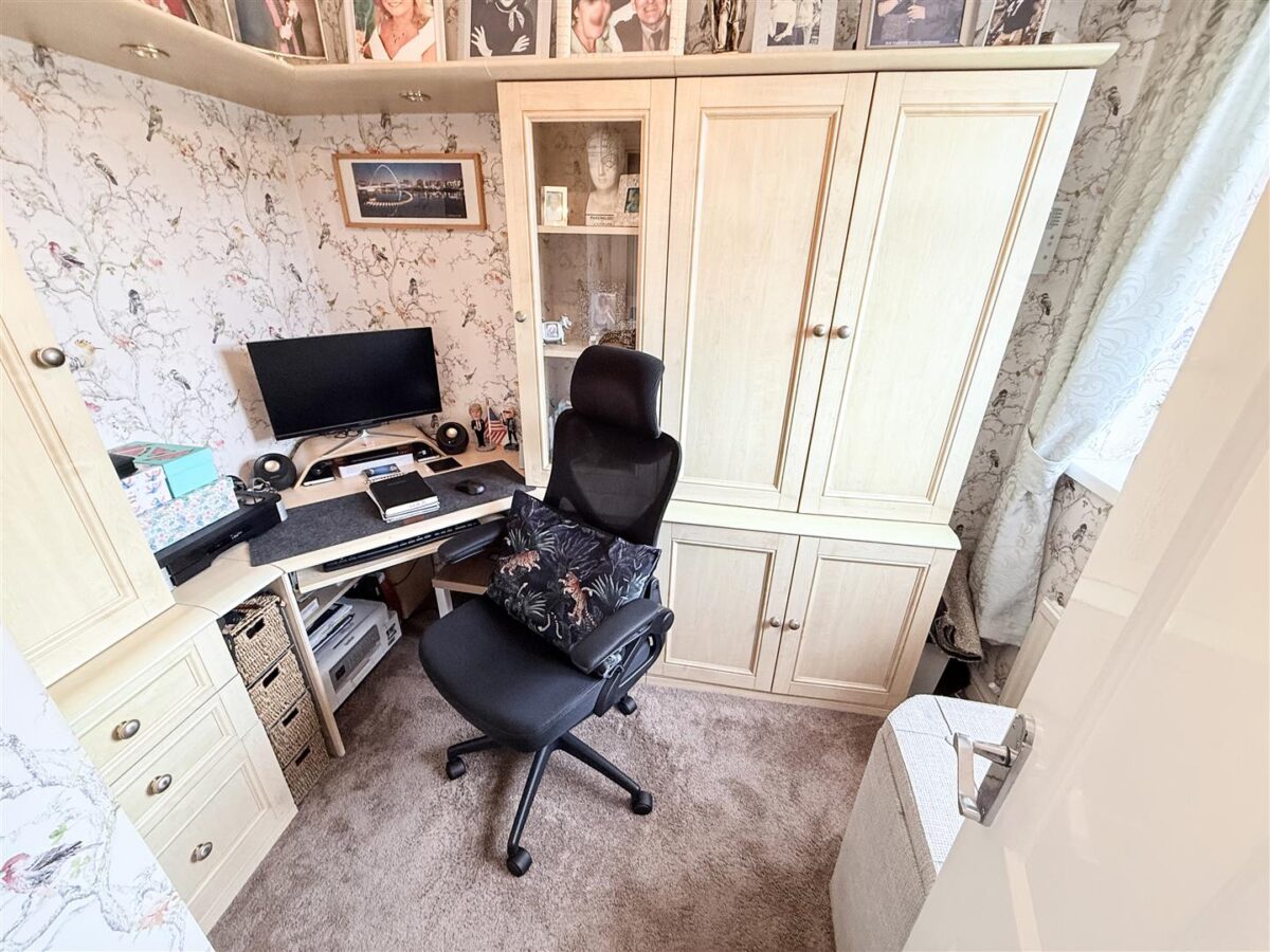 Aisby Drive, Rossington, Doncaster