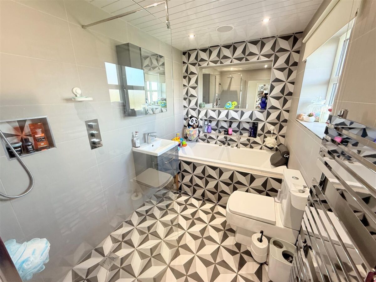 Doncaster Road, Armthorpe, Doncaster