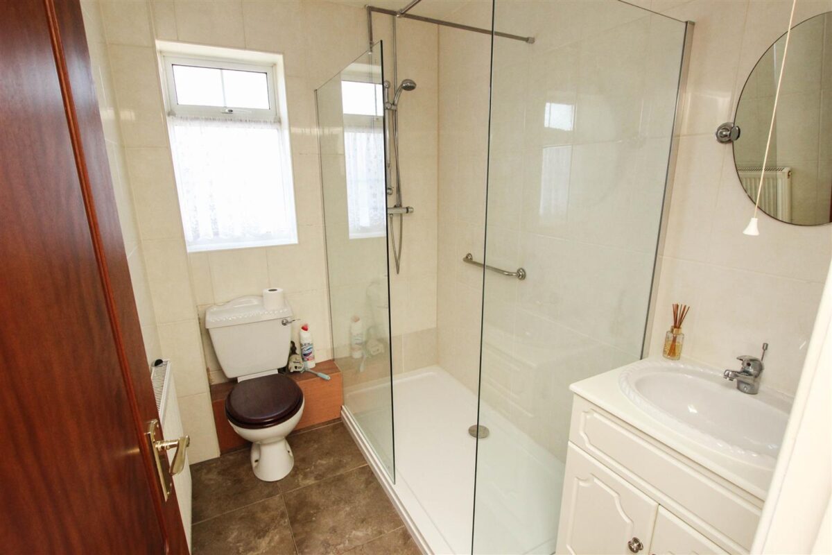 Bond Street, New Rossington, Doncaster