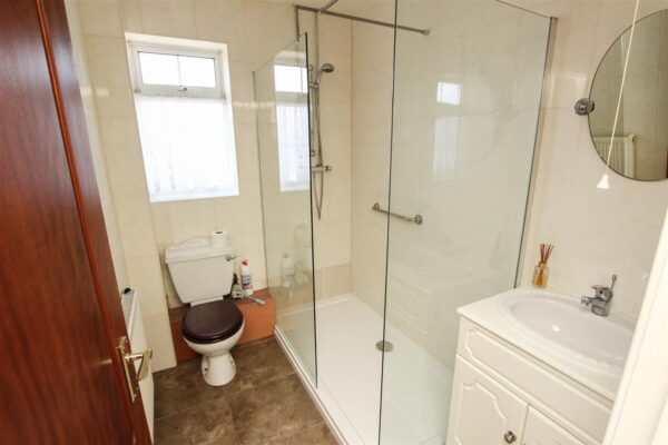 Bond Street, New Rossington, Doncaster