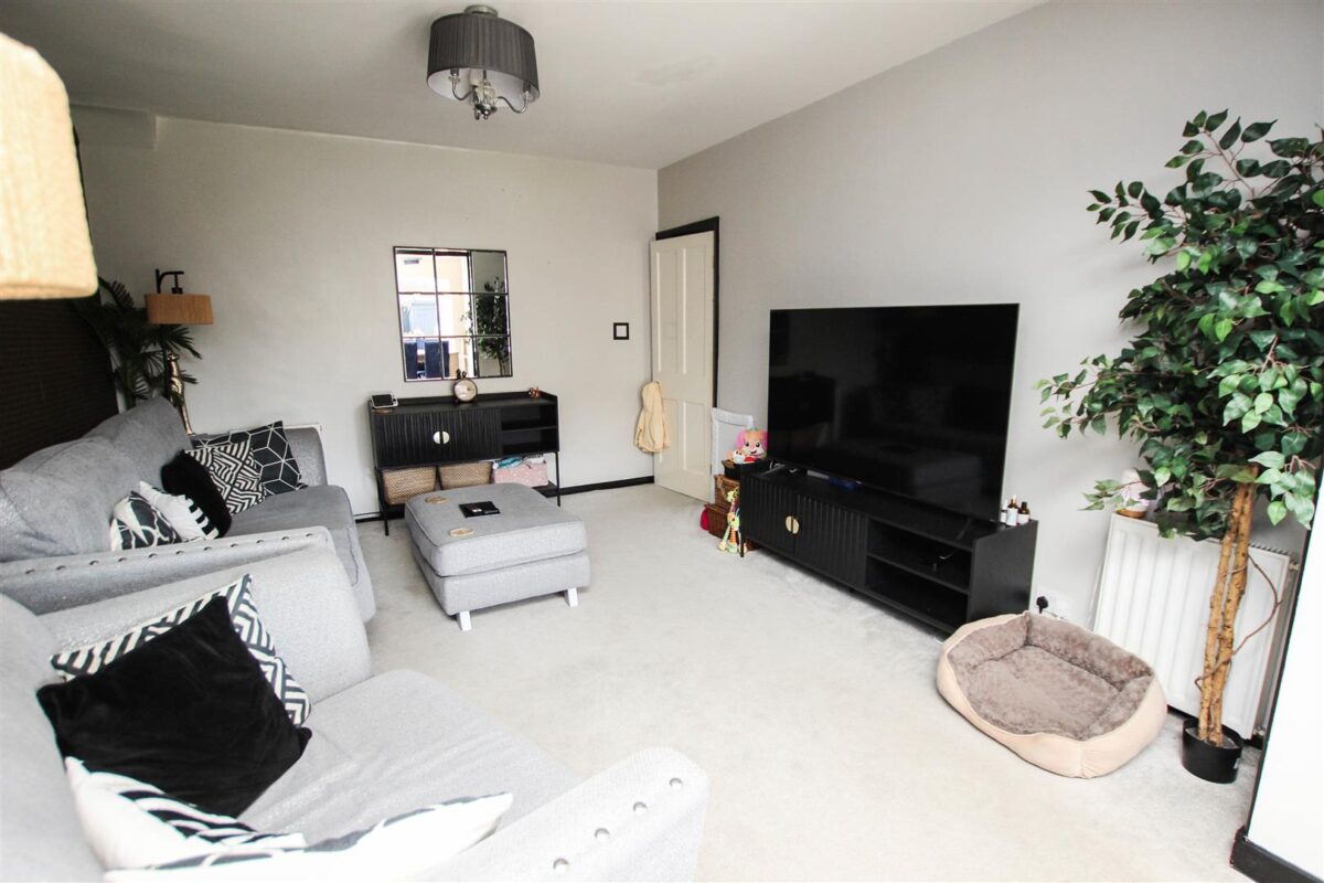 Clovelly Road, Edenthorpe, Doncaster