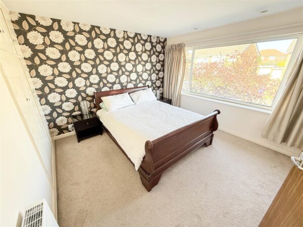 Fern Close, Wheatley Hills, Doncaster