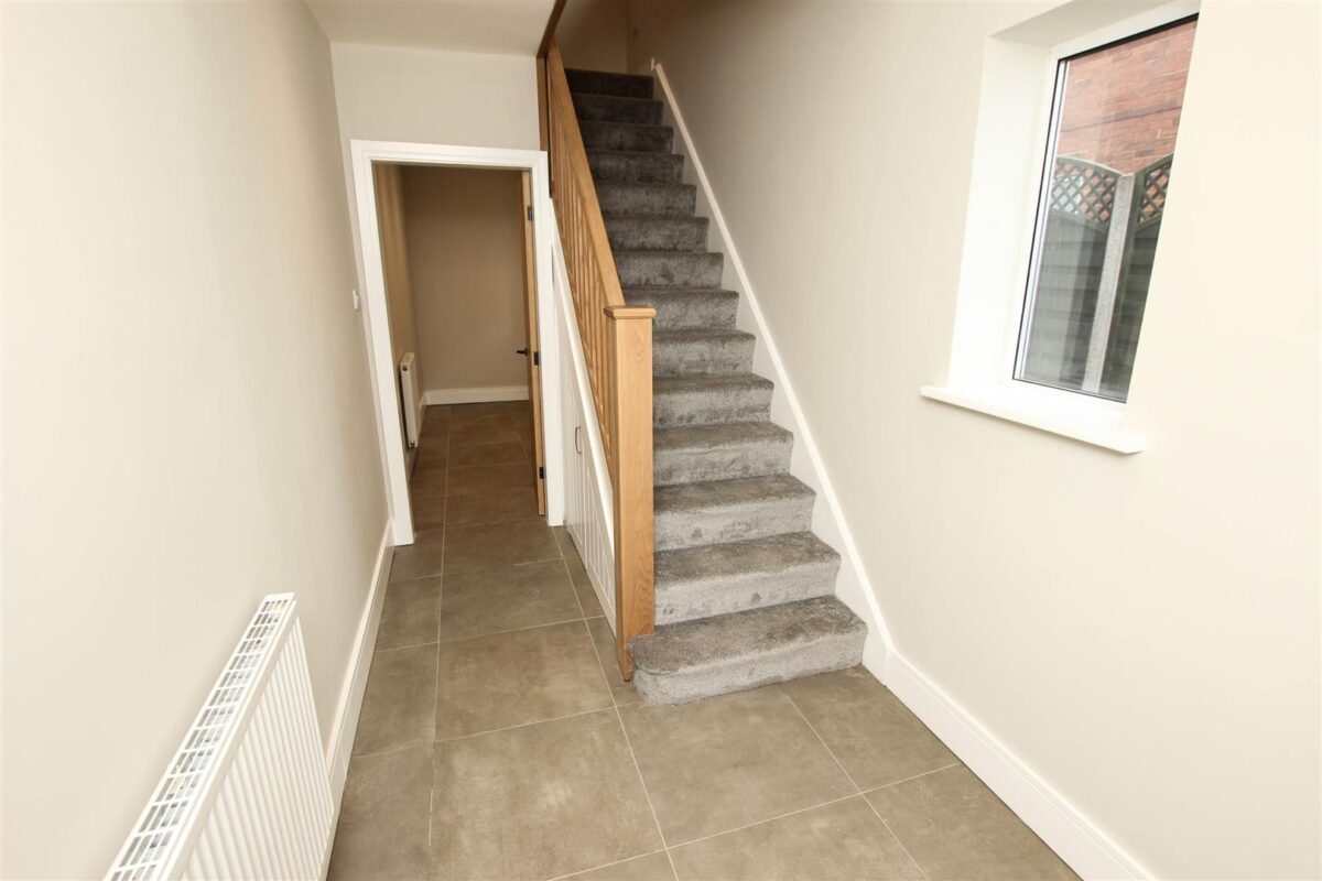 Long Edge Lane, Doncaster