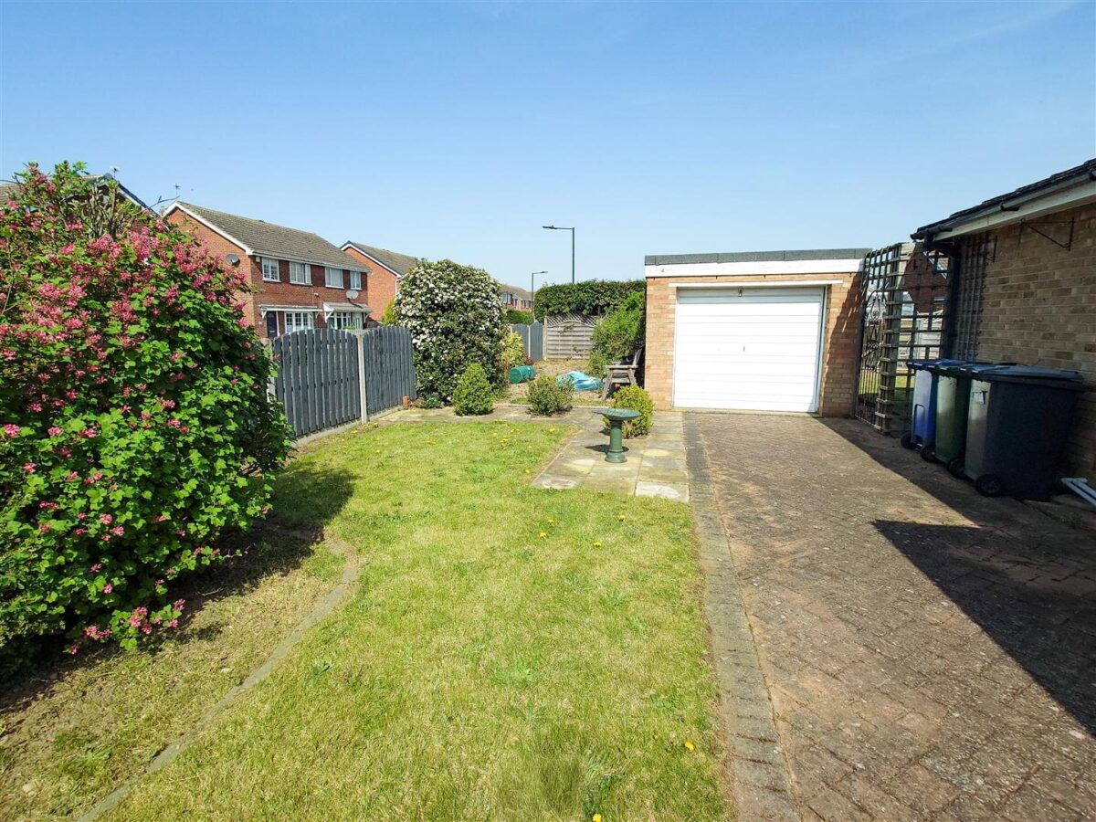 Bond Street, New Rossington, Doncaster