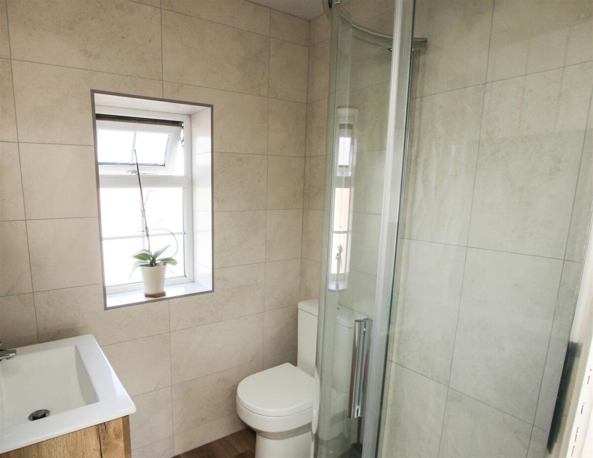 Clovelly Road, Edenthorpe, Doncaster