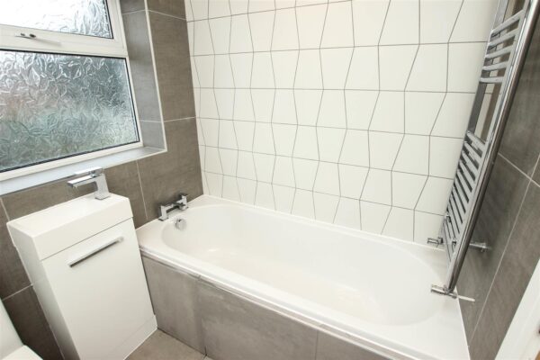 Long Edge Lane, Doncaster