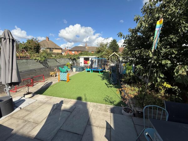 Doncaster Road, Armthorpe, Doncaster