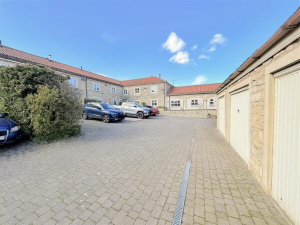 Grove Court, Marr, Doncaster