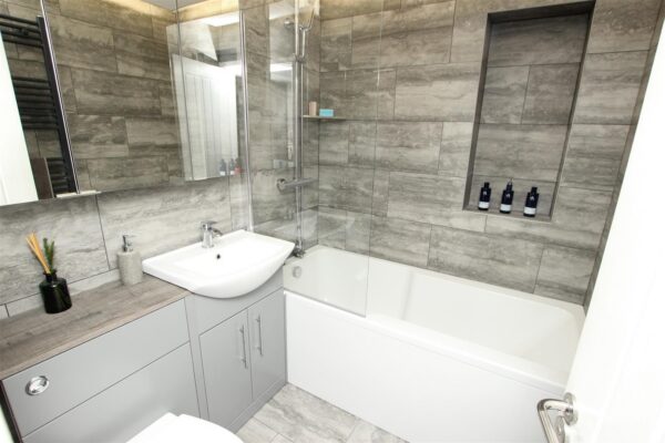 Langton Gardens, Branton