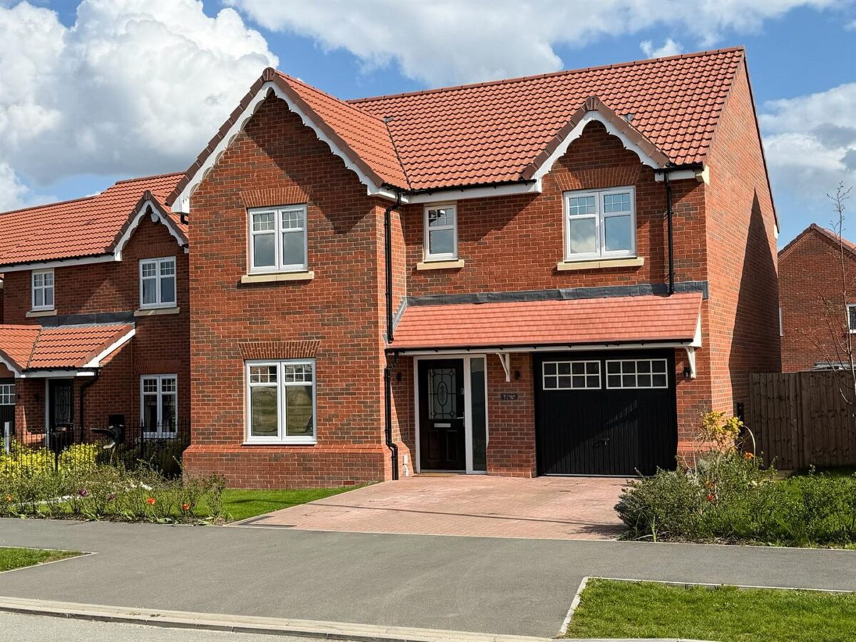 Butterfly Way, New Rossington, Doncaster
