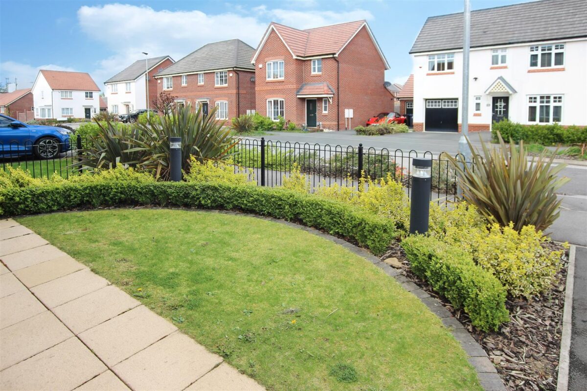 Rosefinch Road, Goldthorpe, Rotherham